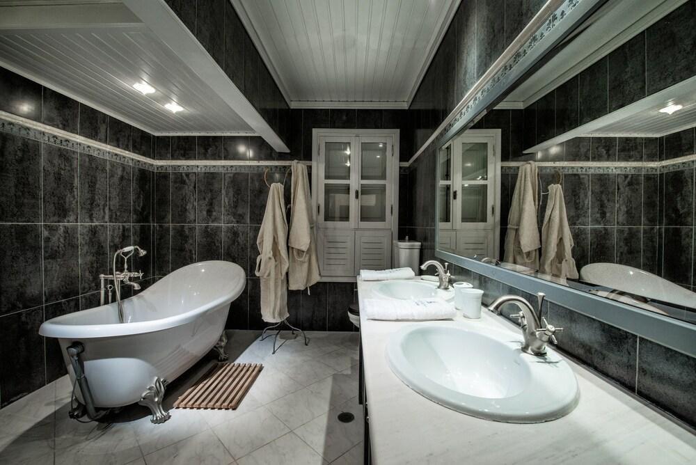 Lemuria Manor, Wine Dark Sea Villas Rhodes City Екстер'єр фото
